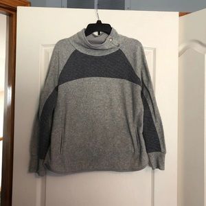Crew neck sweater